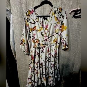Maison Tara Tiered Floral and bird print size 16 Midi Dress